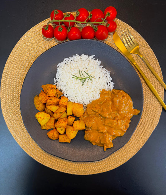 Strogonoff de carne + arroz branco + batata rústica